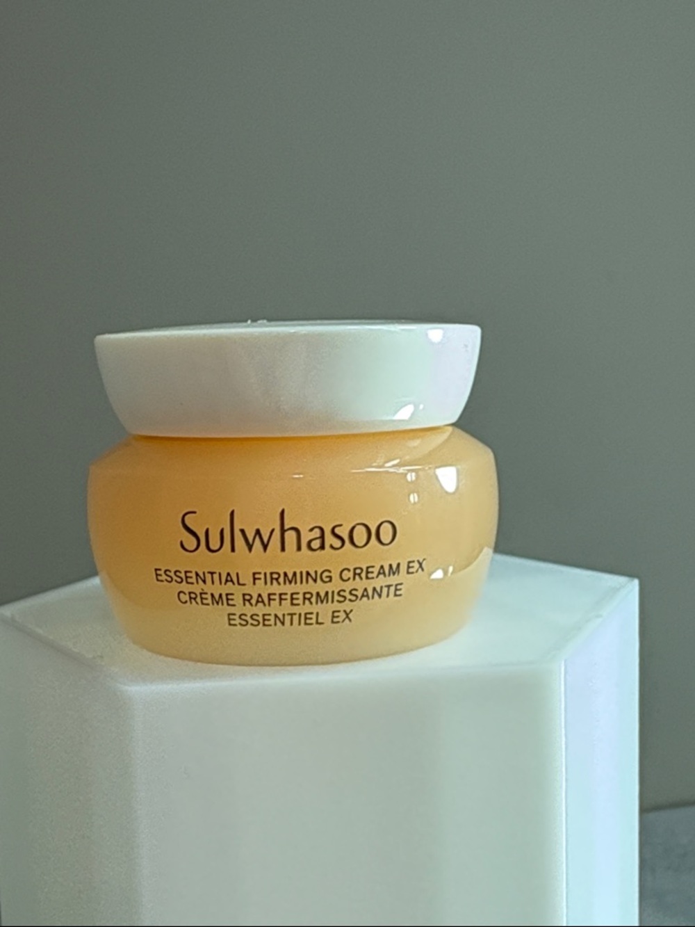5/$60 Sulwhasoo, Essential Firming Cream Mini 5 mL Firming Moisturizer BNIB